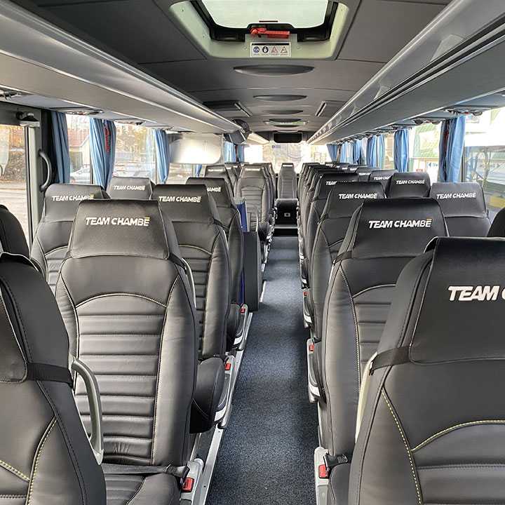 Sellerie autocar et transport 3 3 intérieur neuf d'un car / bus par la sellerie moillo