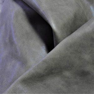 L’histoire d’une belle rencontre : Comment un client est devenu notre fournisseur de cuir 8 8 cuir rénovation entretien