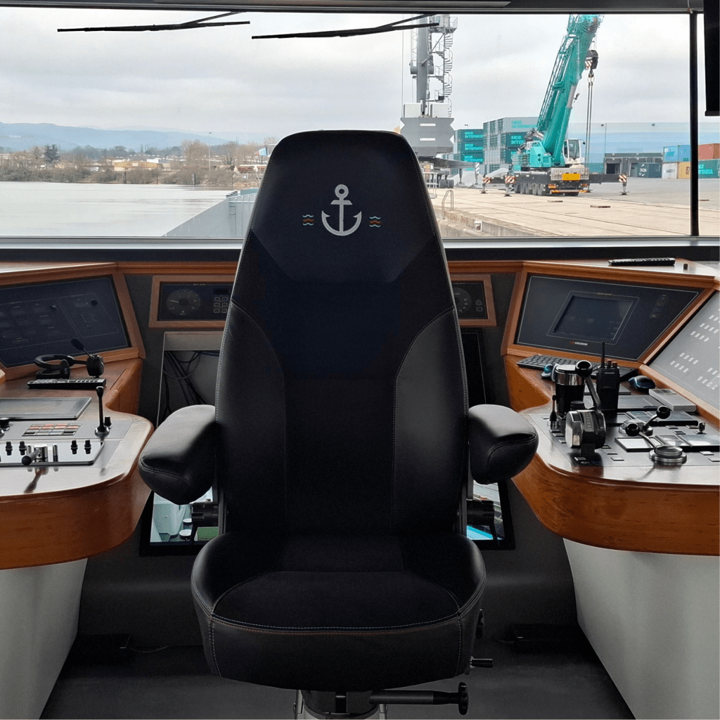 siège capitaine de bateau sur mesure