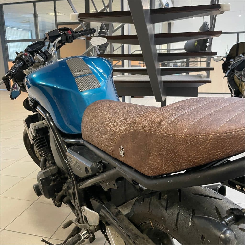 3 selle sur mesure personnalisee