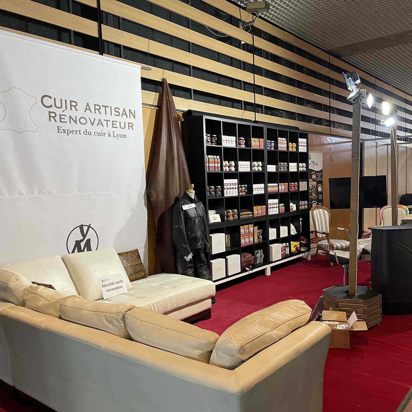 Foire de Lyon 2024 1 1 foire-de-lyon-2024-sellerie-cuir-artisan-reneovateur-2