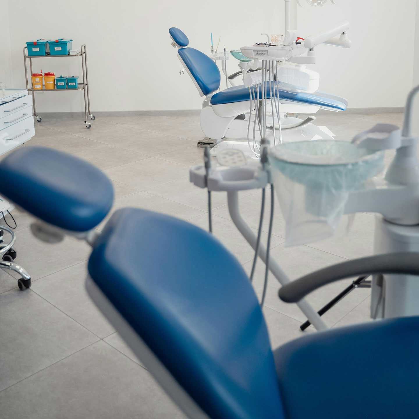 sièges docteur ou don du sang ou dentiste par sellerie moillo