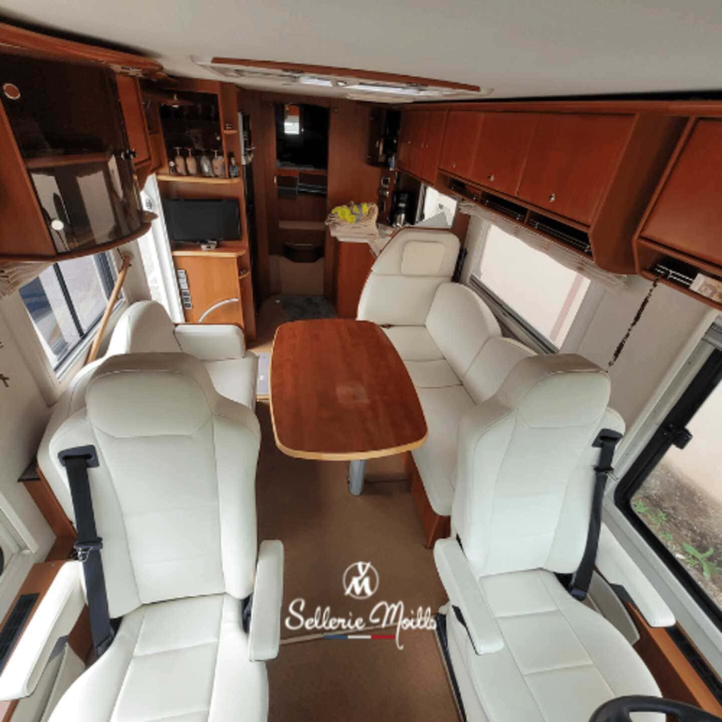 L'impact de la sellerie automobile sur la valeur d’un véhicule 4 4 sellerie camping car