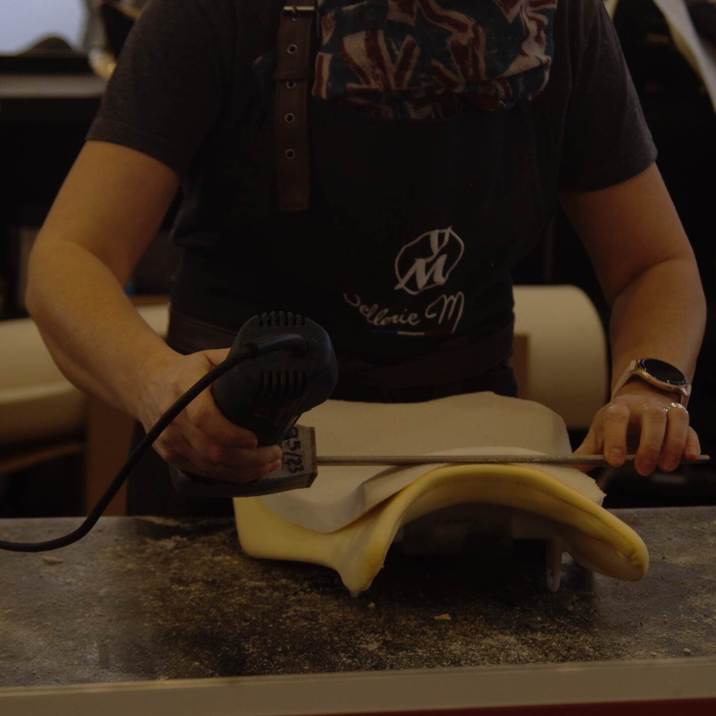 Salon du 2 roues 2025 27 27 atelier sellerie moillo au salon du 2 roues 2025