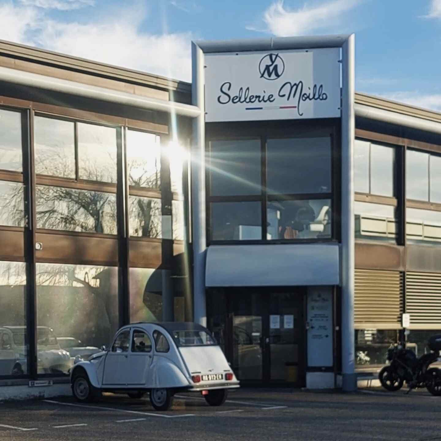 atelier sellerie moillo moto auto ameublement et médical à lyon