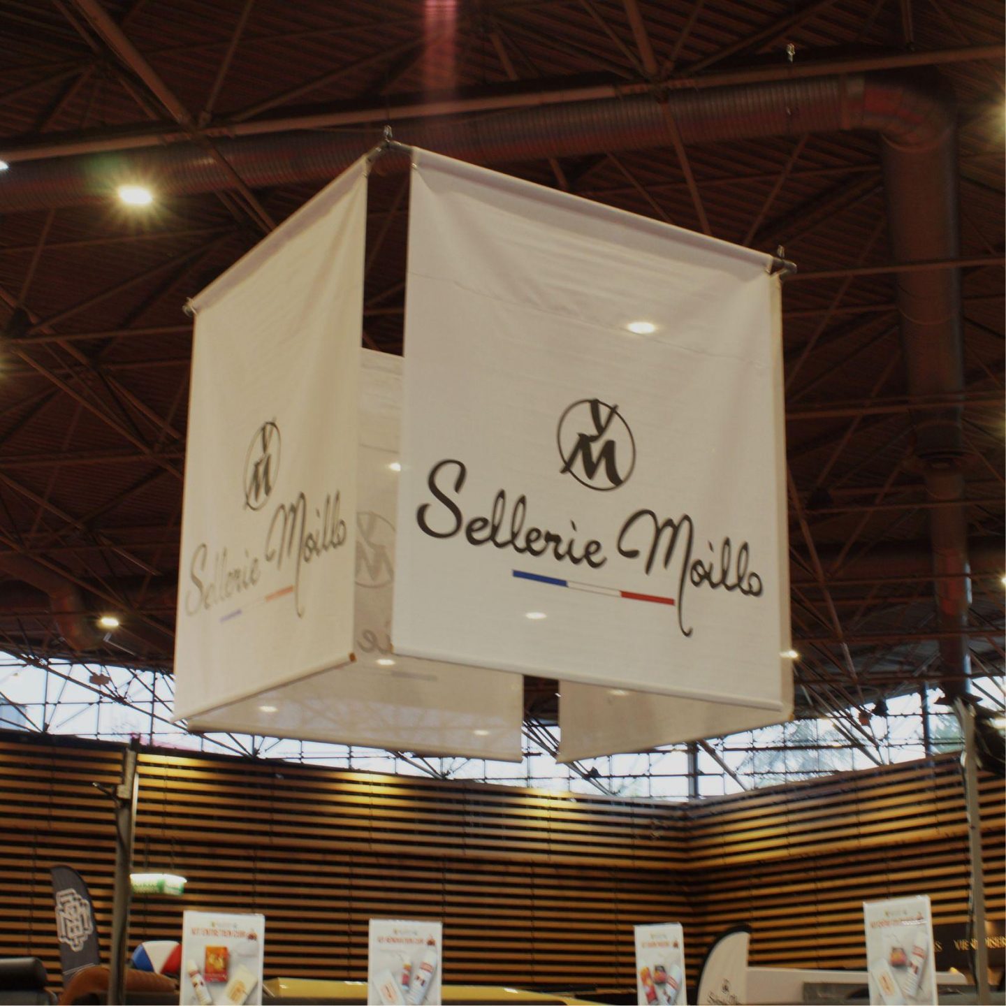 sellerie moillo stand epoqu'auto